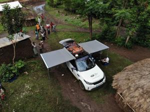 Land Rover Discovery Mobile Malaria Project 2019 года 